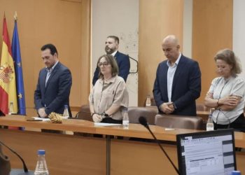 VOX Ceuta participa en minuto de silencio en Asamblea