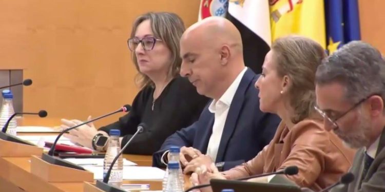 Vox Ceuta atento a compensaciones por cancelación de la feria
