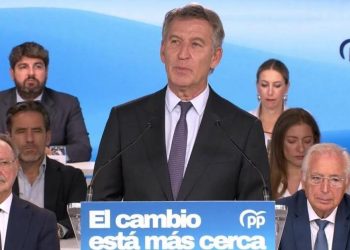 Feijóo exige desplegar a la Armada y llamar a consultas al embajador en Rabat ante las «reiteradas agresiones marroquíes»