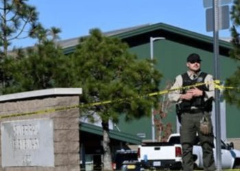 Cuatro muertos, entre ellos tres niños, en un tiroteo en una escuela primaria de Oregón: el agresor de 16 años fue abatido