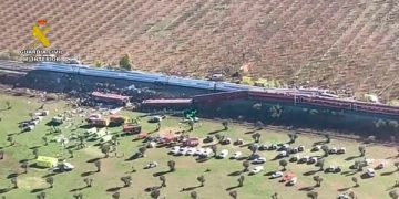 Tragedia ferroviaria en Toledo: choque de dos trenes de alta velocidad deja 64 muertos