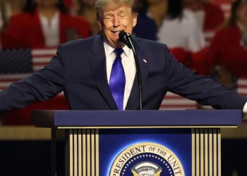 Donald Trump sugiere rebautizar el Pacífico o el Atlántico como «Océano Trump» u «Océano de las Américas»