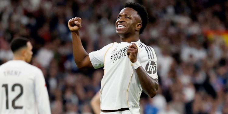 Vinicius Junior reacciona a la victoria del Real Madrid en el Clásico frente al Barcelona